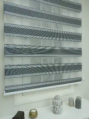 Zebra Perde Stella Series 1.kalite Lux 1616- Siyah-Beyaz-Gümüş Simli