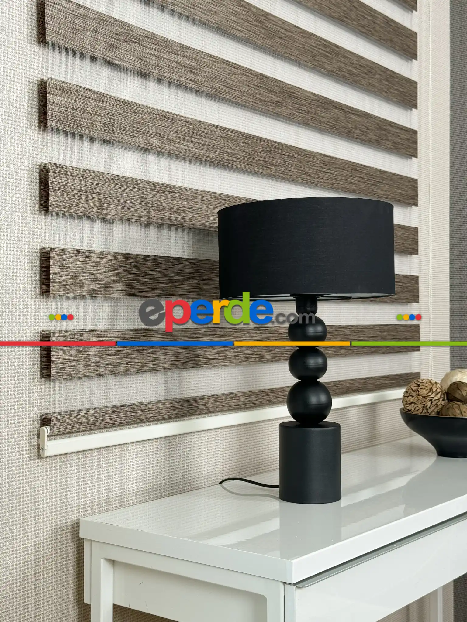 Salon Kahverengi Bambu Zebra Perde, Standart Metal Kasalı Yüksek Kalite Kornişe Kolay Montaj Seçenekli