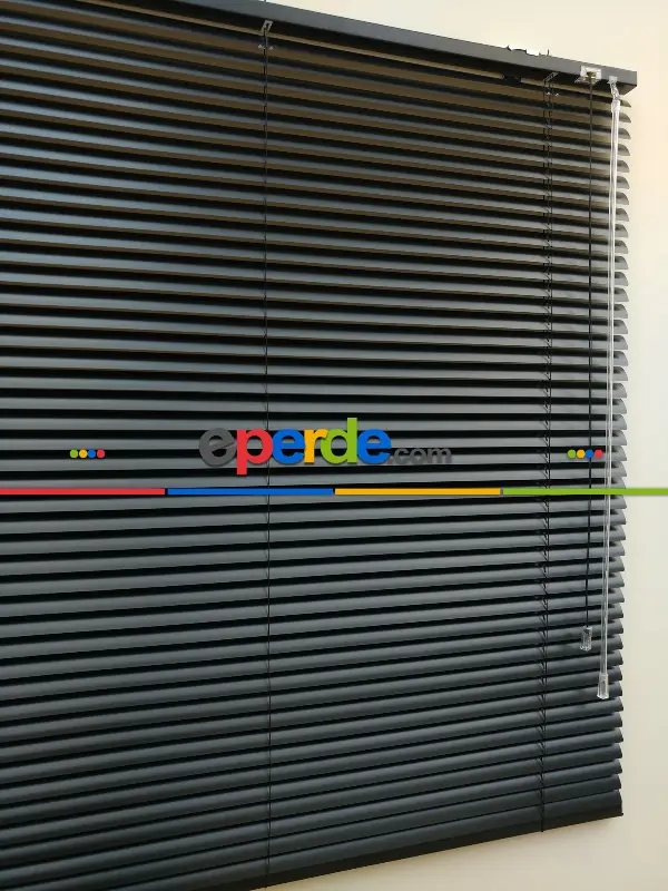 Siyah - Alüminyum Jaluzi Perde - 25mm Kalınlığında- Siyah