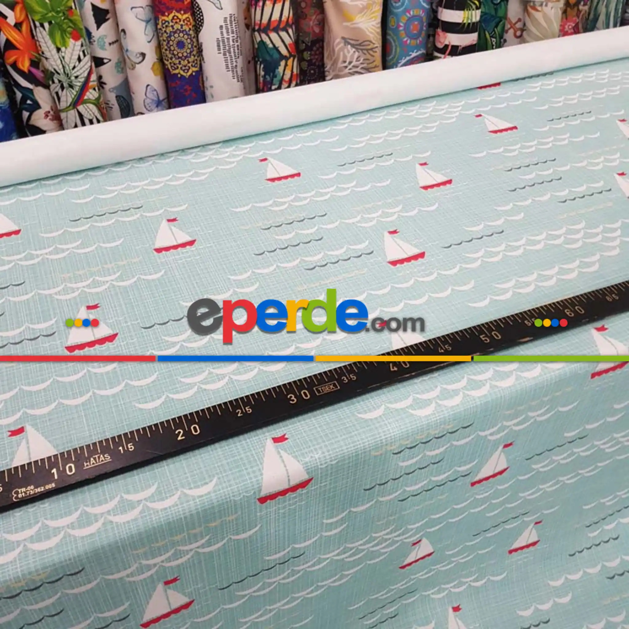 Bebek Odası Fon - Marine Kayık Desenli Fon Perde Evm670 Kumaşı Kalındır Duck Bezi Değildir- Mavi