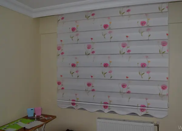 Baskılı Zebra Perde Gelincik Desen- Beyaz-kırmızı Açık-pembe Açık- Çok Renkli 3