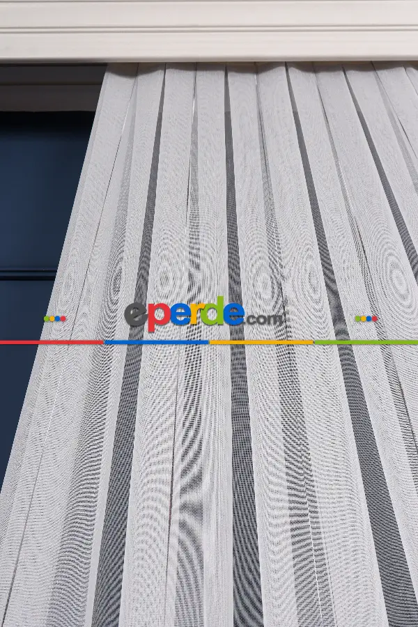 Zarif Nakış İşlemeli Tül Perde