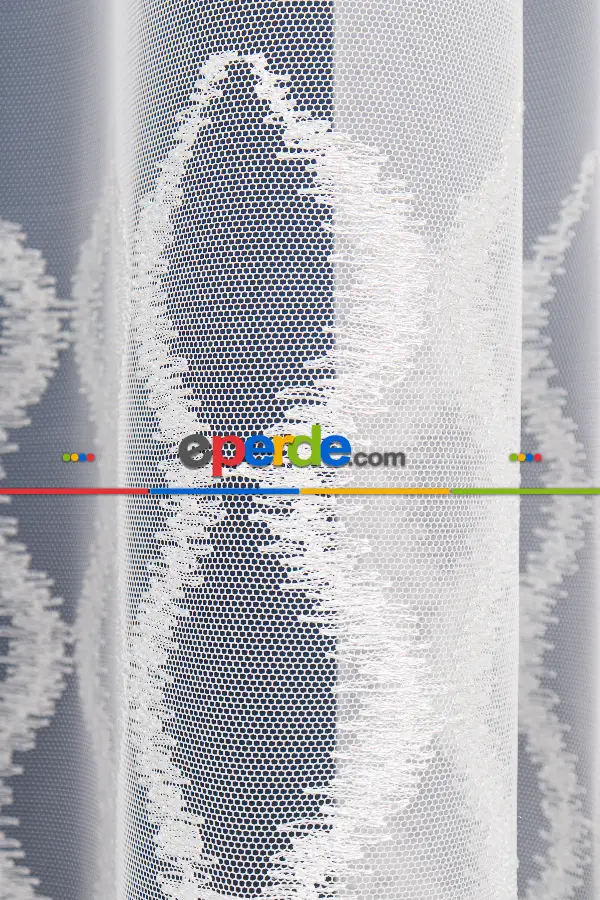 Salon Tül Modelleri - Eteği Duble Nakış Işlemeli Tül Perde