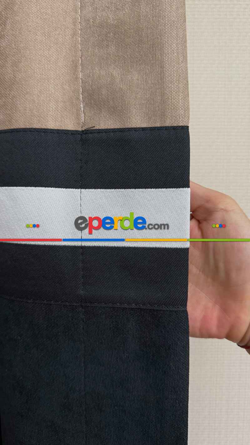 Siyah Ve Bej Rengi Kombinli Fon Perde, İki Kumaş Bordür İle Birleştirilmiştir, Özel Tasarımdır.