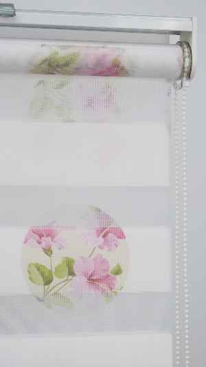 Çiçekli Desen Zebra Perde- Pembe-beyaz Buz Beyazı