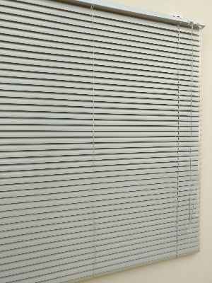 Gri - Alüminyum Jaluzi Perde - 25mm Kalınlığında- Gri-füme-antrasit