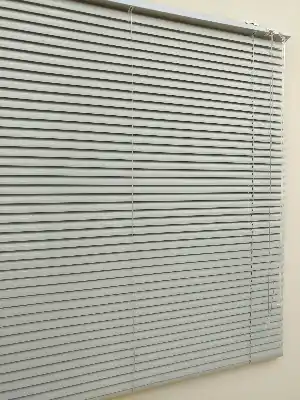 Gri - Alüminyum Jaluzi Perde - 25mm Kalınlığında- Gri-füme-antrasit