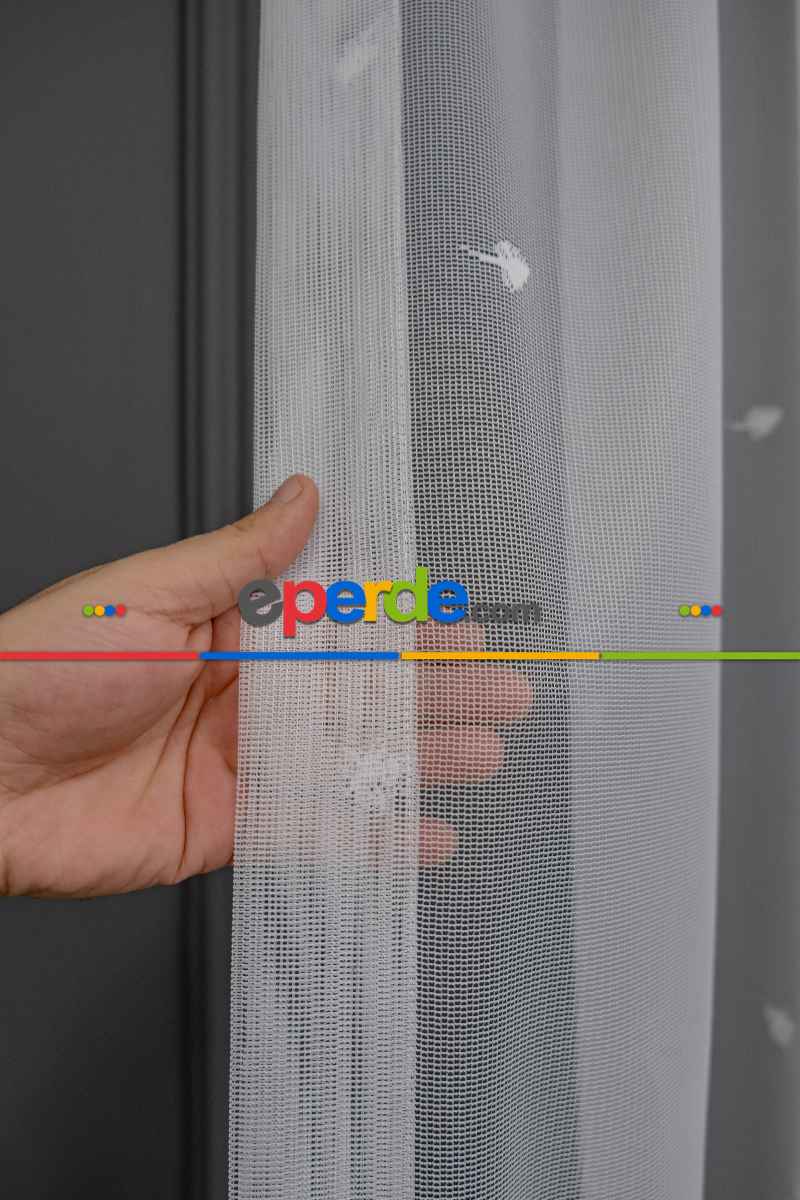 Etek Ucu Yaprak Desen Ütü İstemez Kırışmaz Tül