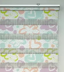 Kalp Desenli Baskılı Zebra Perde- Çok Renkli