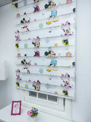 Zebra Perde- Dijital Mickey-mini Mouse Baskılı Zebra Perde- Mavi-sarı-pembe