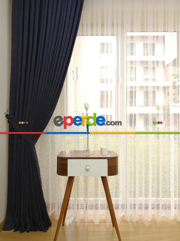 Patlıcan Moruna Çalan Antrasit Gri Düz Fon Perde ( Dökümlü Fon )- Antrasit