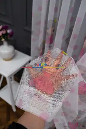 Hazır Ölçülü Petek Zemin Pembe Renkli Prenses Desenli Grek Baskılı Tül Perde
