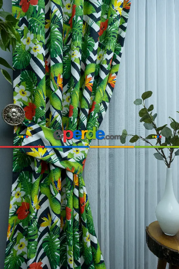 Salon Fon Çiçek Desenli Fon Perde Kumaşı Kalındır Duck Bezi Değildir- Yeşil-Kırmızı-Beyaz