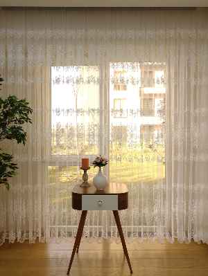 Arası Desenli Brode Tül Perde 2023 Konak Özel Seri Elit 102- Ekru