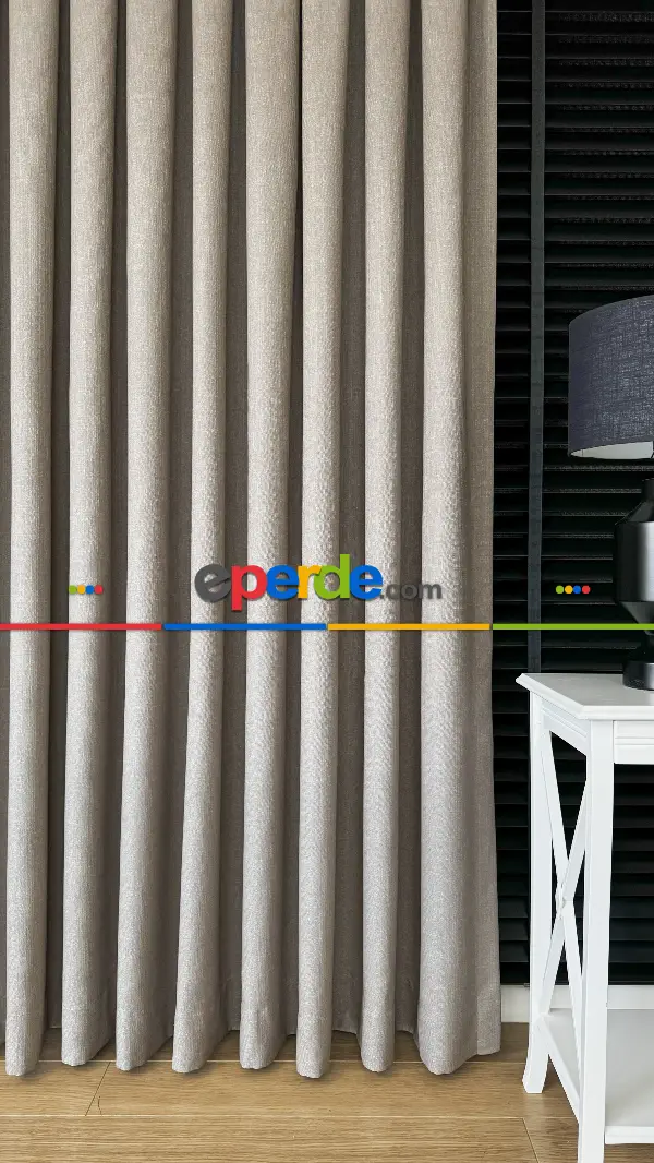 Vizon Rengi, Hasır Doku Fon Perde, Keten Fon Perde, Premium Kalite Serisidir, Yüksek Gramajlı Üründür, İstenilen Ölçü Ve Pile Sıklığında Dikilir.