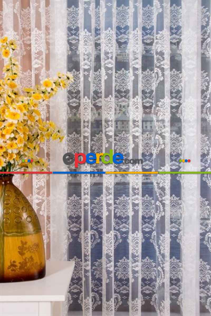 Damask Desen Jakarlı Tül