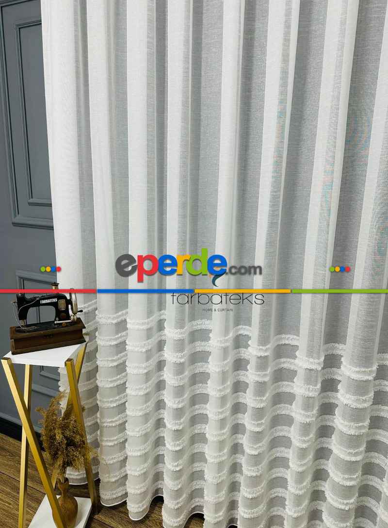 Puf Puf Ponponlu Saçaklı Tül Perde