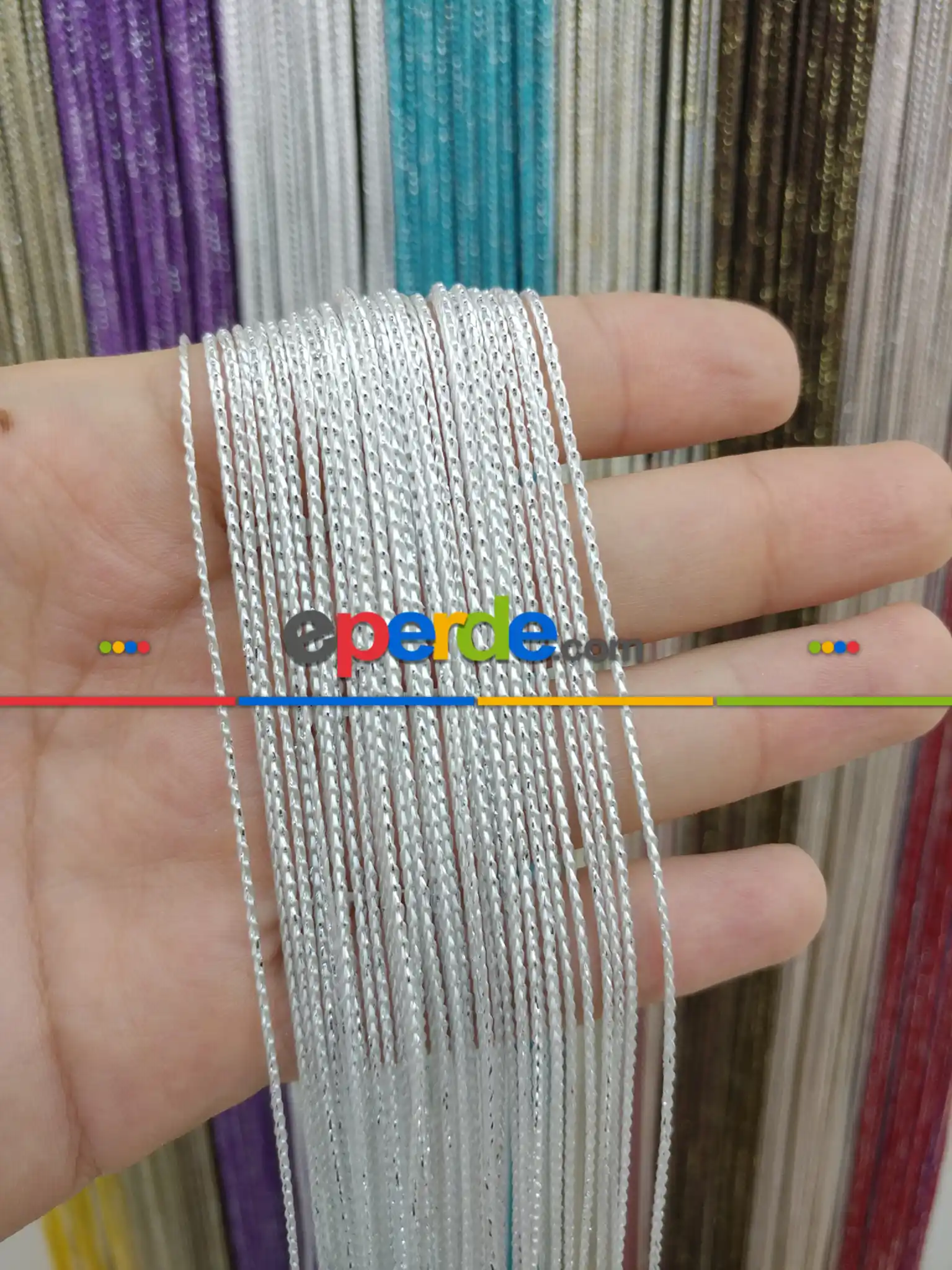 Beyaz Rengi İp Perde İnce Zincir Simli Serisi- Beyaz-gümüş