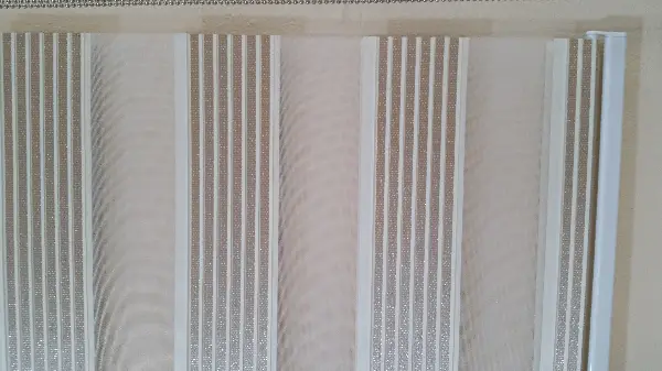 Salon - Sütlü Kahve Plise Zebra Perde- Ekru-sütlü Kahve