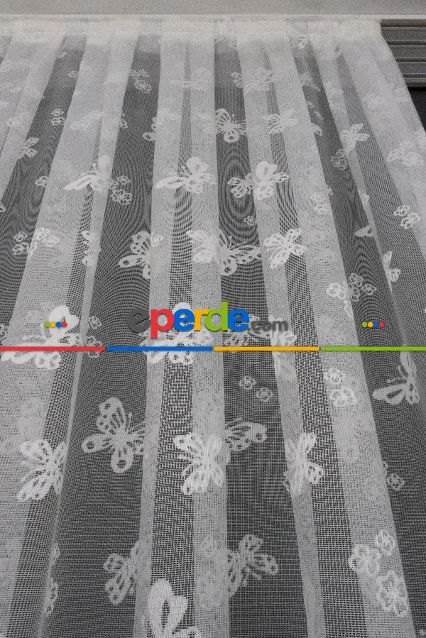 Çocuk Odası - Kelebek Desenli Ekru Renkli Kız Çocuk Odası İçin Tül Perde