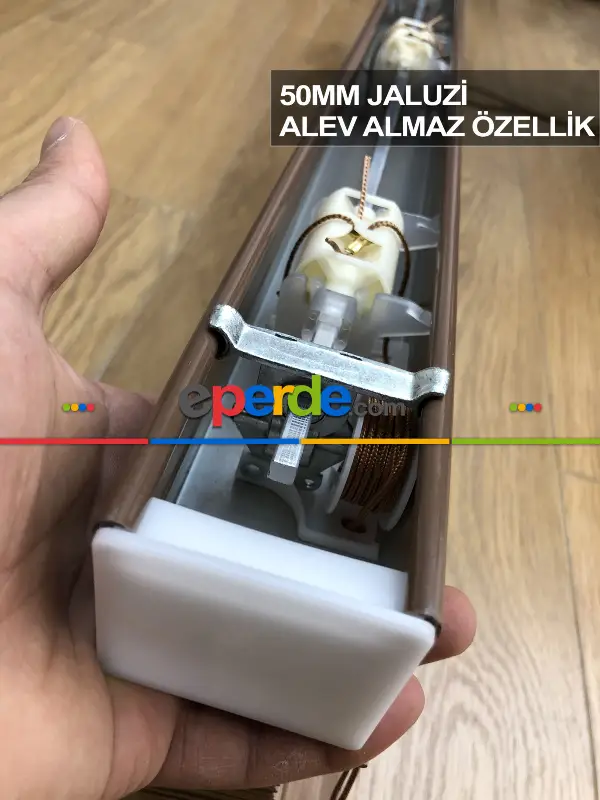 Mutfak Ahşap Jaluzi Perde- Ceviz