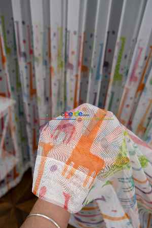 Hazır Ölçülü Petek Zemin Renkli Zürafa Desenli Sık Pileli Grek Baskılı Tül Perde