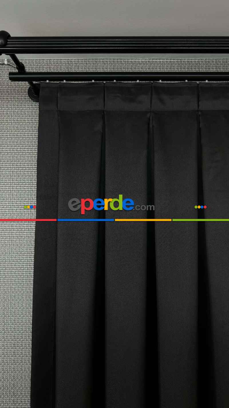 Siyah Etek Ucu Gümüş Nakış İşlemeli Bordür Jakar Dokuma Fon Perde