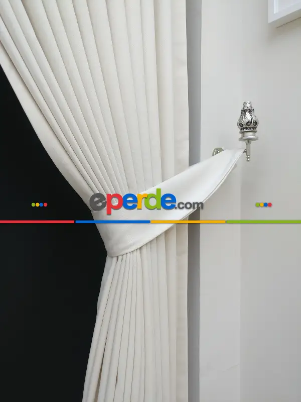 Genç Odası - Beyaz Dökümlü Fon Perde