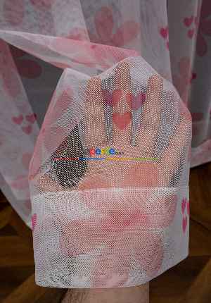 Hazır Ölçülü Petek Zemin Açık Pembe Renkli Kalp Ve Çiçek Desenli Grek Baskılı Tül Perde