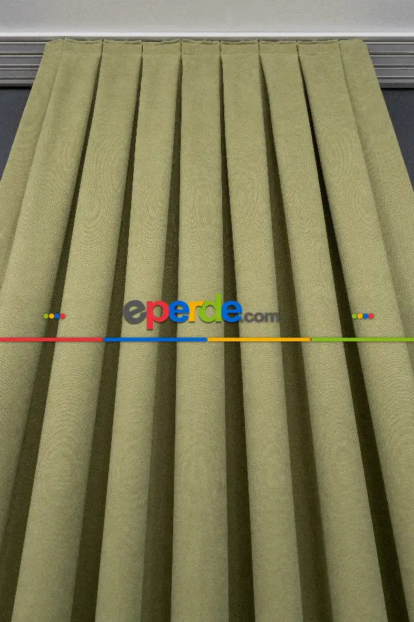 Su Yeşili Rengi Düz Fon Perde En Dökümlü Fon Perde