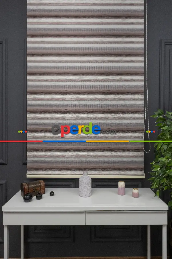 Oturma Odası - Zebra Perde - Degrade Vizon Renk Geçişli Kırık Pileli Zebra Perde, Vizon Kahverengi Krem Renklerde