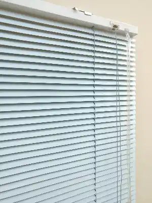 Açık Mavi Alüminyum Jaluzi Perde - 16mm Kalınlığında- Mavi Açık