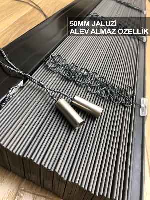50mm Gri Ahşap Efektli Jaluzi Perde Alev Almaz Özellik- Gri-füme-antrasit