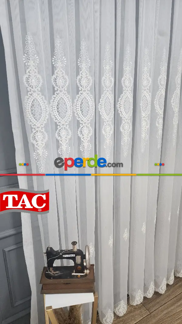 Taç Nakışlı Kort Damask Salon Model Tarz Tasarım Ultra Exculusive