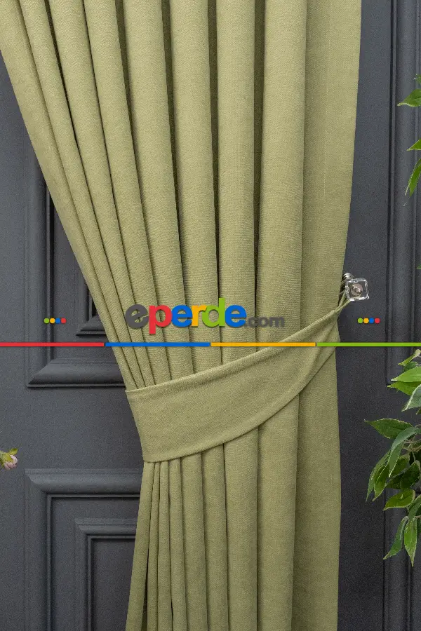 Su Yeşili Rengi Düz Fon Perde En Dökümlü Fon Perde