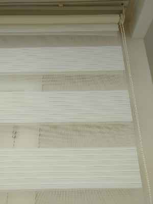 Zebra Perde - Geniş Pileli Zebra Perde- Ekru