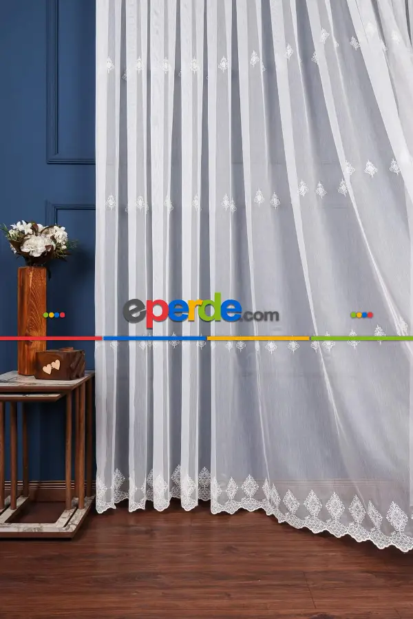 Taç Yaprak Serpme Tasarım Ütü İstemez Yeni Sezon Tül