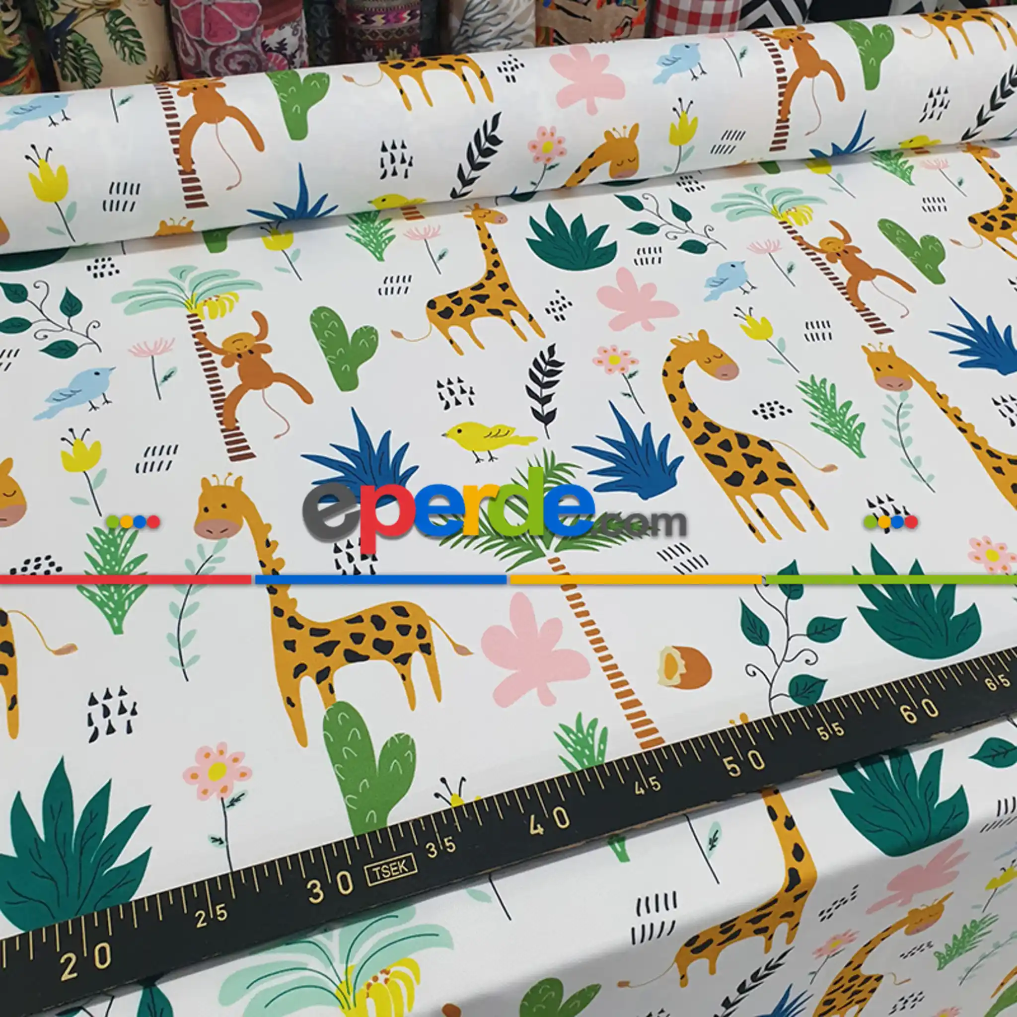 Bebek Odası Fon - Zürafa Ve Maymun Desenli Fon Perde Evm1088-3 Kumaşı Kalındır Duck Bezi Değildir- Siyah