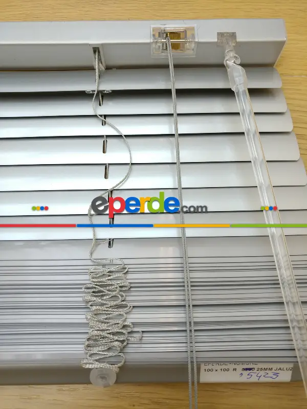 Metalik Gri Renk - Alüminyum Jaluzi Perde - 25mm Kalınlığında- Gri-füme-antrasit