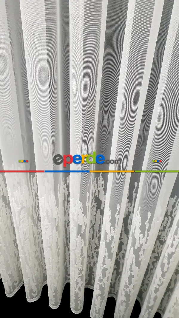 Yatak Odası - Eteği Ağaç Kabuğu Desenli Brillant Tül Perde