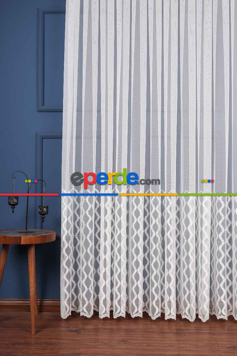 Salon Tül Modelleri - Eteği Duble Nakış Işlemeli Tül Perde