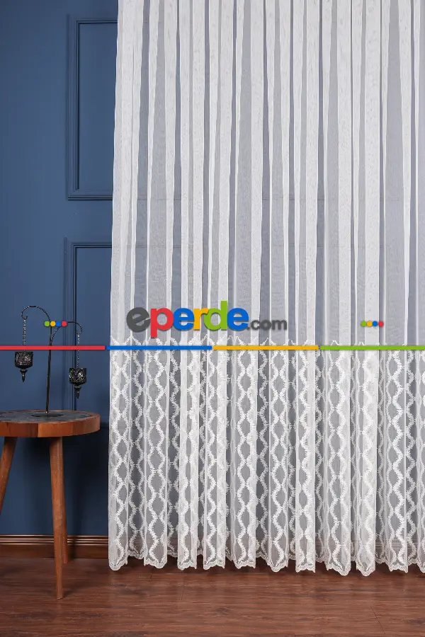 Salon Tül Modelleri - Eteği Duble Nakış Işlemeli Tül Perde