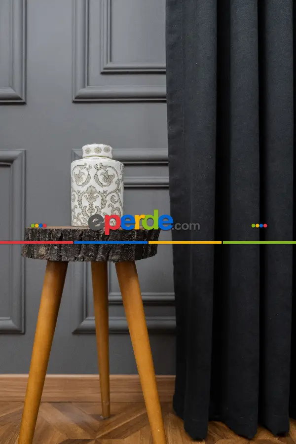 Salon - Siyah Düz Fon Perde Dökümlü Fon Perde