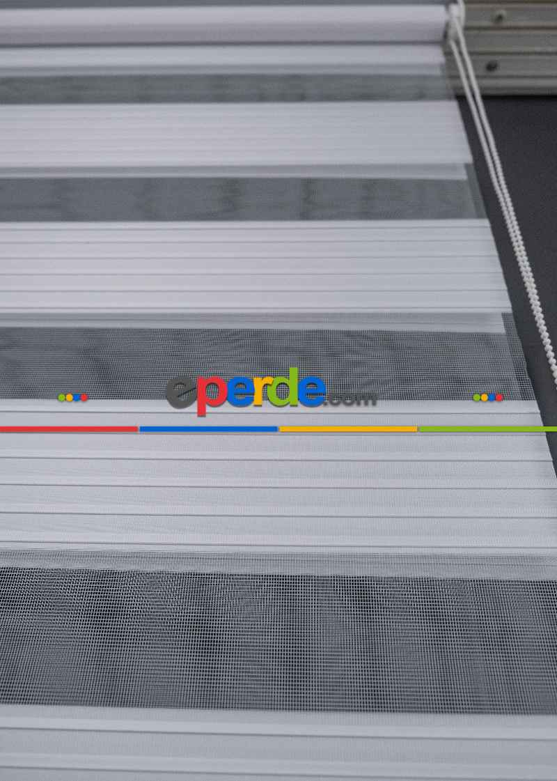 Mutfak Zebra Perde - Ekru Rengi Yüksek Kalite Pliseli Zebra - Kornişe Kolay Montaj Ayağı Seçenekli - Standart Metal Kasalı