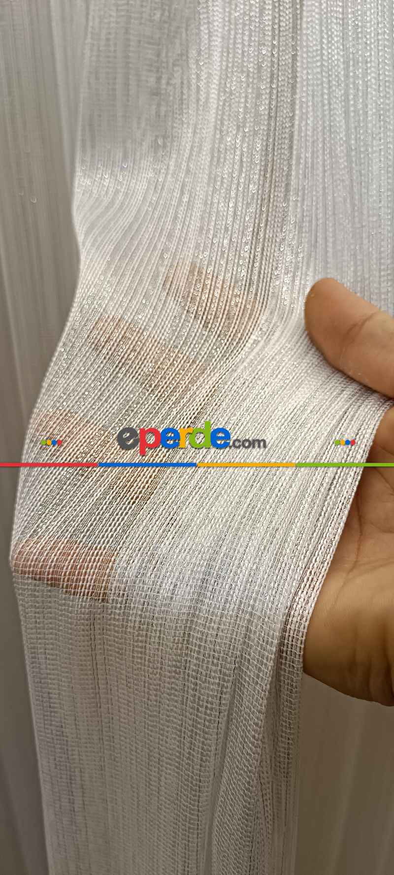 Modern Ve Zarif Simli Çelik Tül Perde