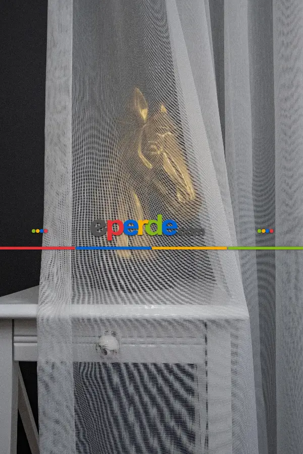 Hafif Düz Keten Tül Çok Dökümlüdür - İtinalı Dikiş - Amerikan Pile - Kurşunlu Tül