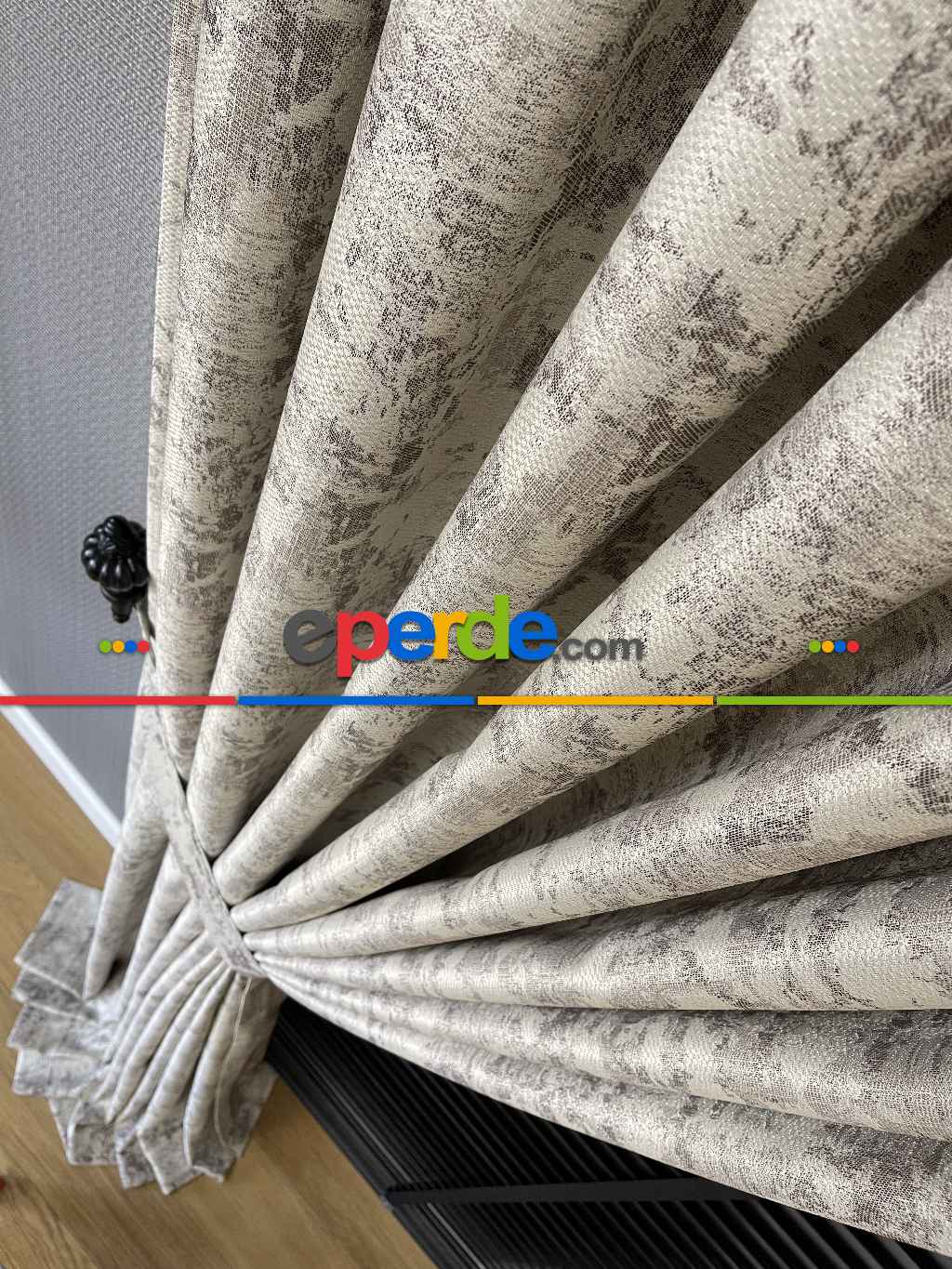 Kahve Bej Rengi Düz Jakar Fon Perde