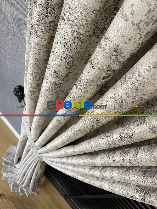 Kahve Bej Rengi Düz Jakar Fon Perde