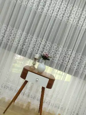 Sıralı Desenli Dantel Örme Tül Perde - Ekru Renk- Ekru