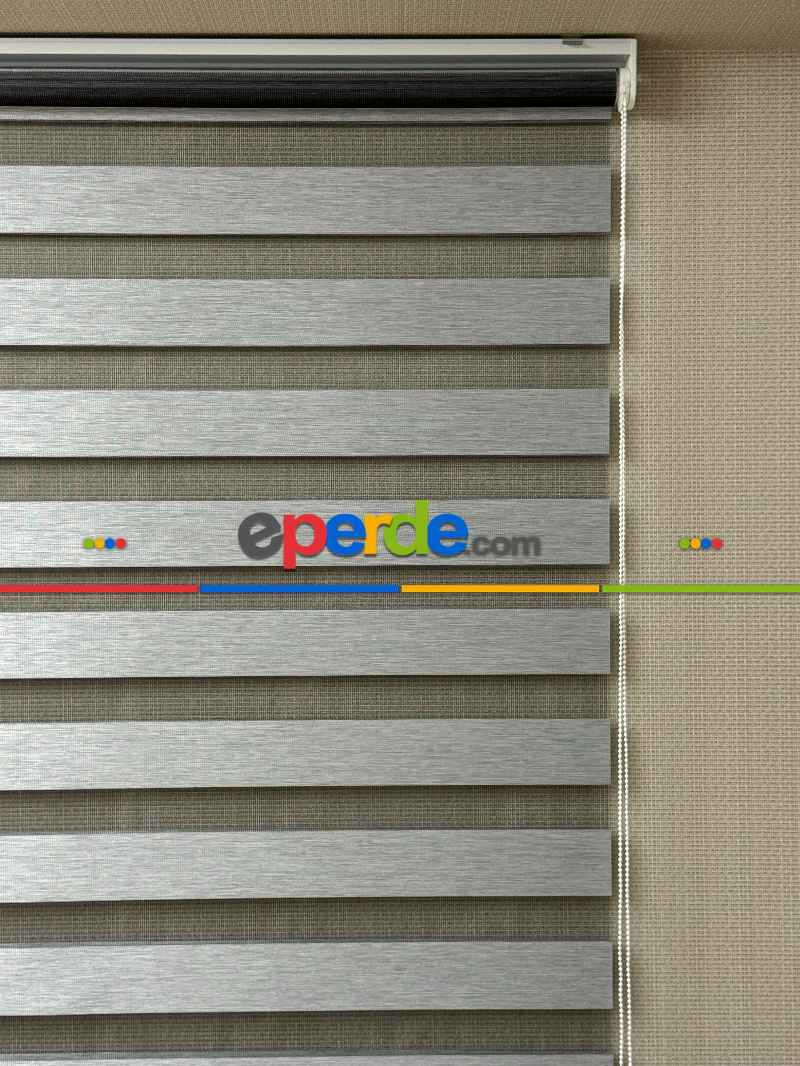 Yatak Odası Gri Bambu Zebra Perde, Standart Metal Kasalı Yüksek Kalite Kornişe Kolay Montaj Seçenekli